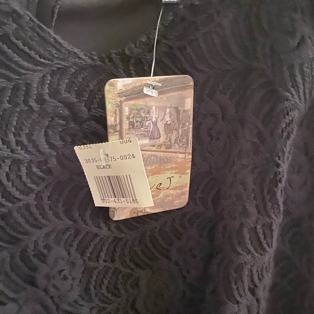 Top - Picture 8 of 9